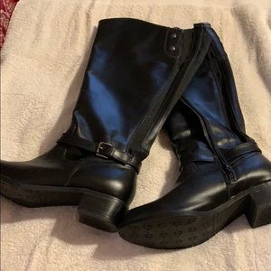 Chester Boots